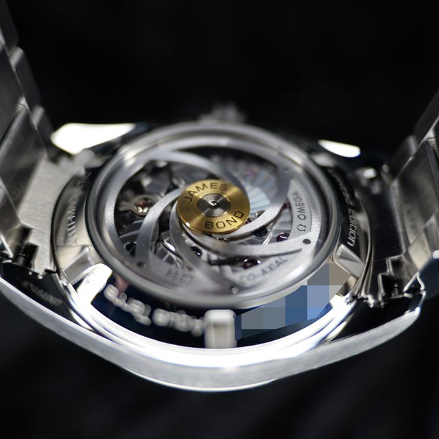 Omega Aqua Terra 150m Gents 231.10.42.21.03.004 - James Bond Edition Image 4